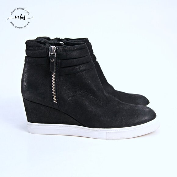 Linea Paolo Felicia Side Zip Hidden Wedge Sneaker Bootie Black White Women 6.5 - Picture 1 of 13